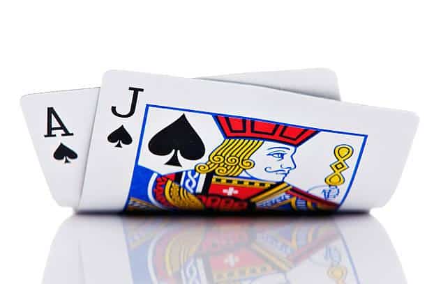 Nagbibilang ng Mga Card Sa Blackjack - Ang 4 na Mga Hakbang na Ito ay Tiyak na Makakatulong sa Iyong Manalo